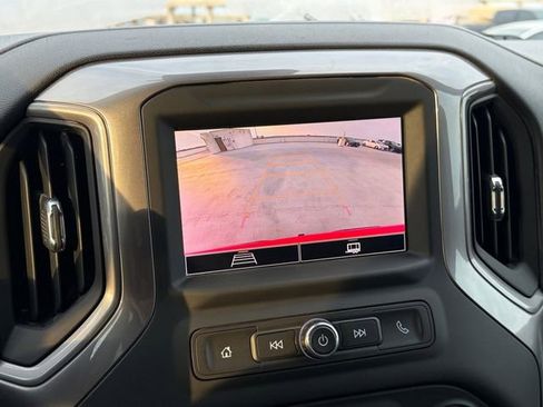 Used 2022 Chevrolet Silverado 1500 Custom image 11