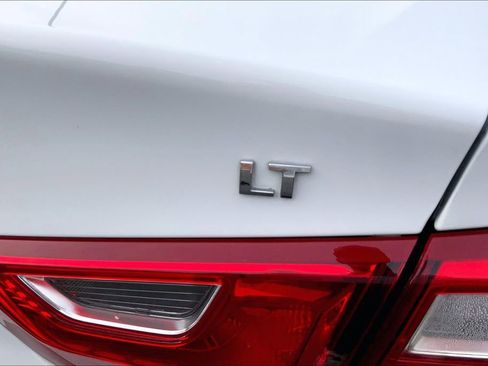 Used 2023 Chevrolet Malibu LT image 21