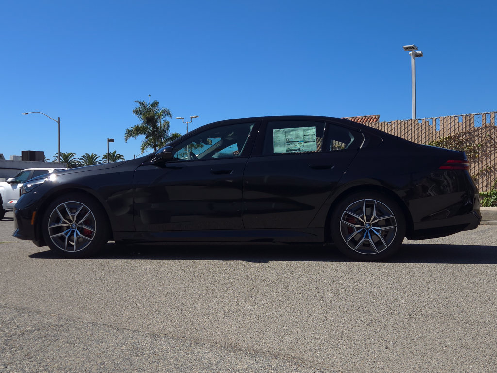 New 2027 BMW i5 eDrive40 w/ M Sport Package RWD image 8