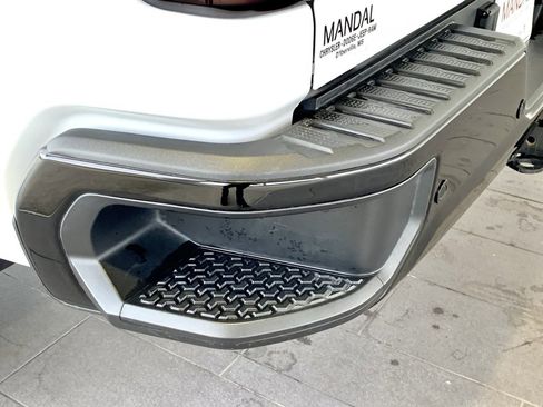 Used 2025 Chevrolet Silverado 2500 LT w/ Trail Boss Package image 51