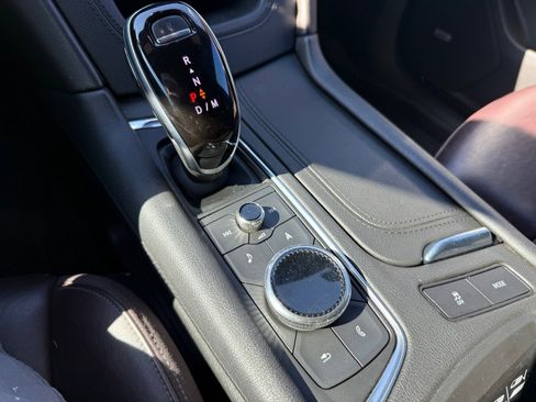 Used 2020 Cadillac XT6 Premium Luxury image 20