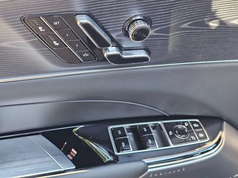 New 2026 Cadillac Lyriq Sport AWD/4WD image 22