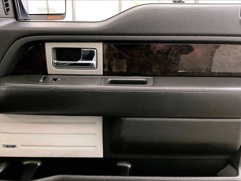 Used 2013 Ford F150 Platinum image 24