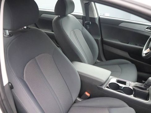 Used 2019 Hyundai Sonata SE image 26