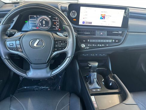 Used 2024 Lexus ES 300h w/ Accessory Package (Z1) FWD image 18