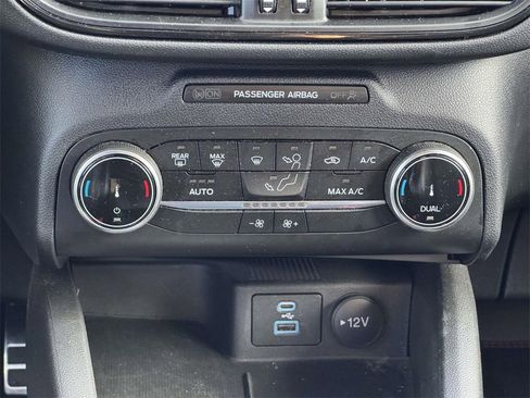 Used 2023 Ford Escape ST-Line w/ Equipment Group 301A image 5