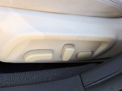 Used 2018 Subaru Legacy 2.5i Premium w/ Eyesight & BSD & Rcta & HBA image 18