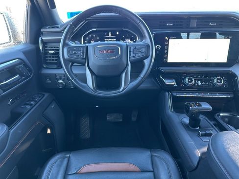 Used 2022 GMC Sierra 1500 AT4 w/ AT4 Preferred Package AWD/4WD image 21