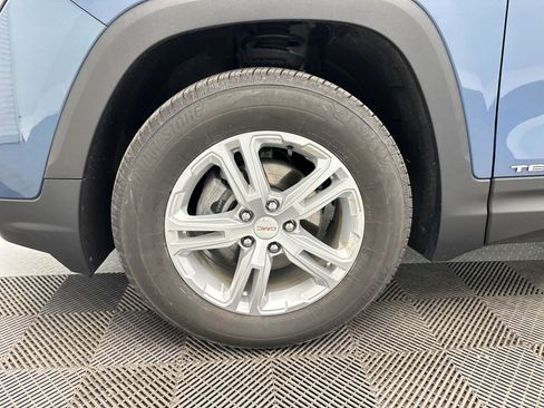 Certified 2024 GMC Terrain SLE w/ Driver Convenience Package AWD/4WD image 13
