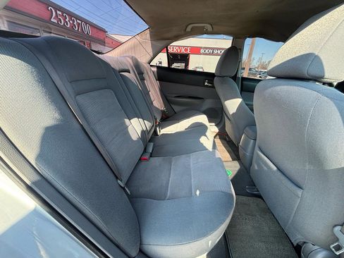 Used 2004 MAZDA MAZDA6 i image 12