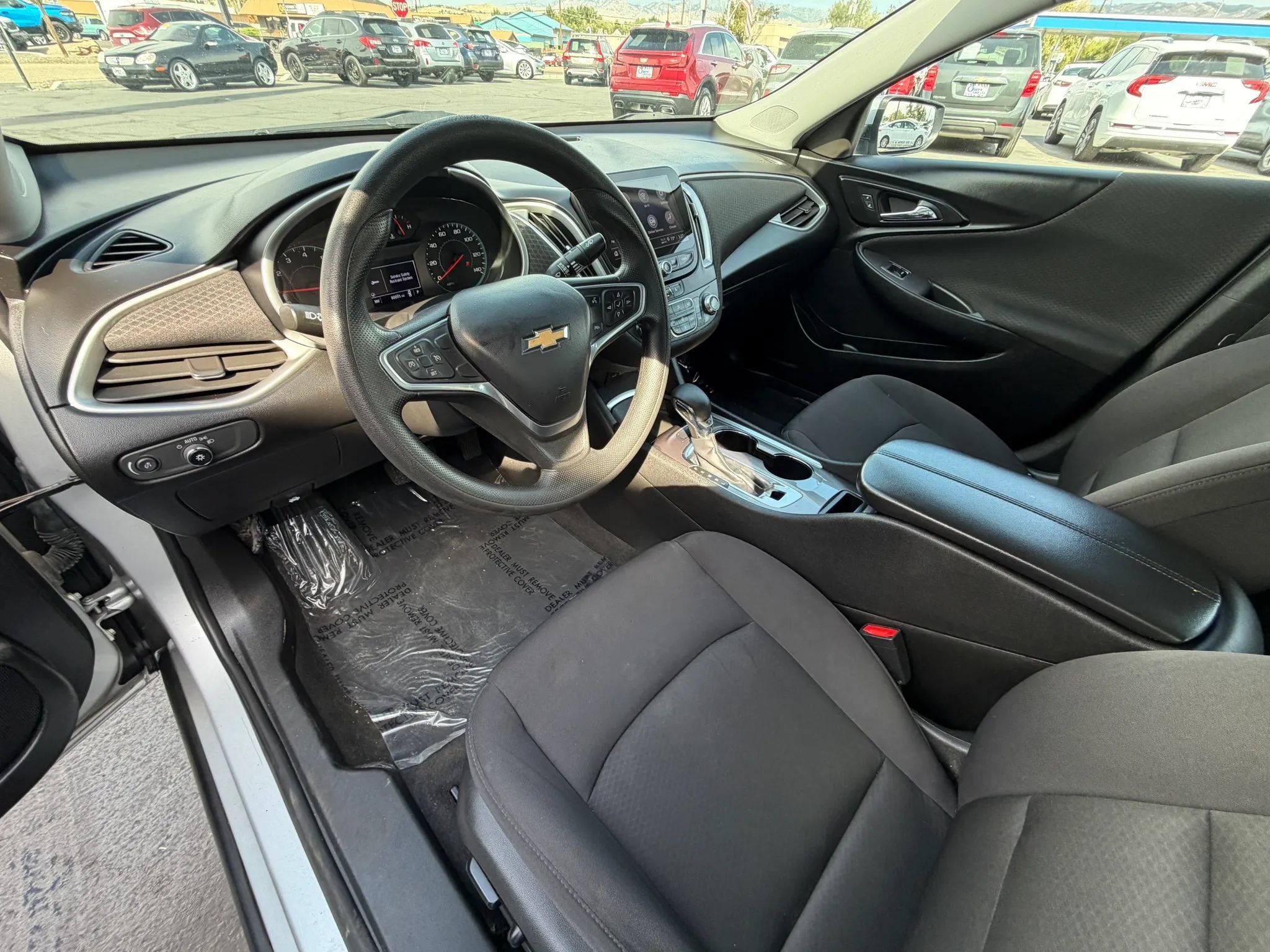 Used 2022 Chevrolet Malibu LT FWD image 11