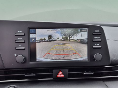 New 2026 Hyundai Elantra SEL Sport FWD image 23