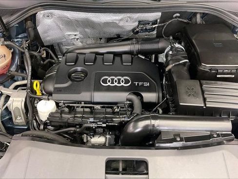 Used 2018 Audi Q3 2.0T Premium Plus w/ Premium Plus Package AWD/4WD image 9