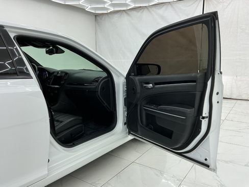 Used 2021 Chrysler 300 S RWD image 17