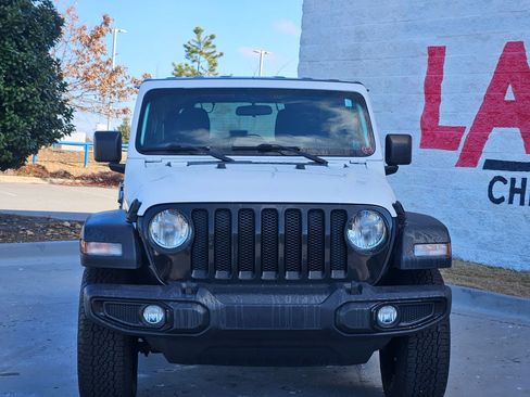 Used 2020 Jeep Wrangler Unlimited Sport image 2