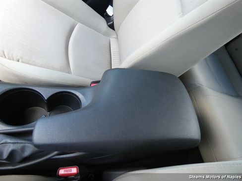 Used 2015 MAZDA MAZDA3 i Sport FWD image 33