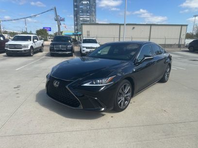 Used 2021 Lexus ES 350 F Sport w/ Accessory Package 2