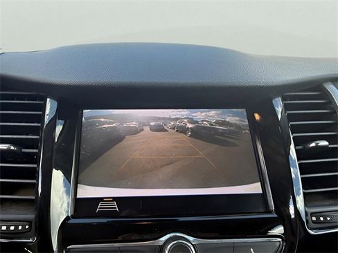 Used 2018 Chevrolet Trax LT image 16