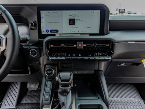 Used 2026 Toyota Land Cruiser w/ Premium Package AWD/4WD image 24