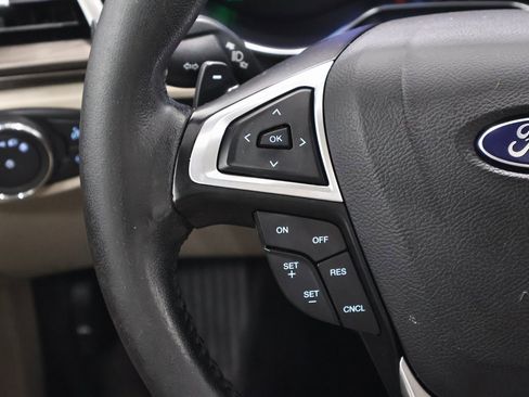 Certified 2017 Ford Fusion SE w/ Fusion SE Technology Package image 24