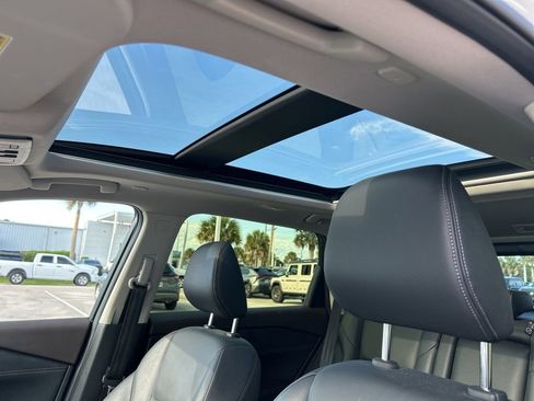 Certified 2023 Nissan Rogue SL FWD image 23