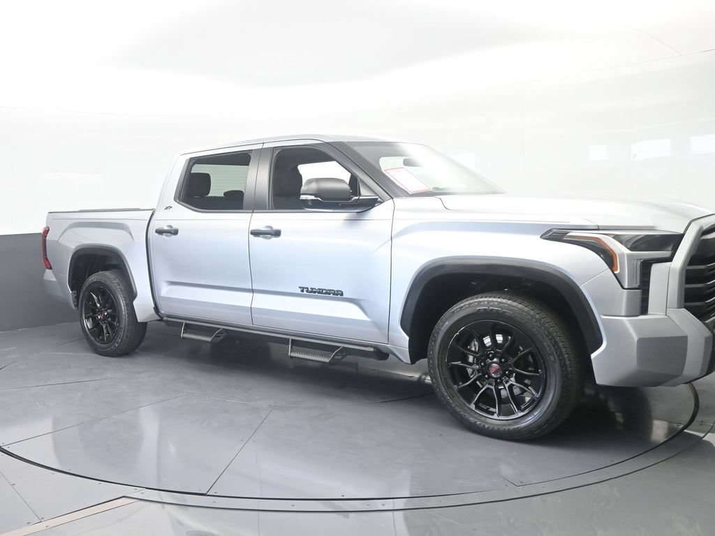 Used 2024 Toyota Tundra SR5 w/ SR5 Convenience Package RWD image 8