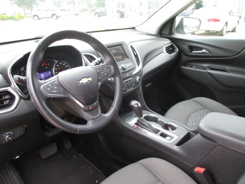 Used 2019 Chevrolet Equinox LT FWD image 8