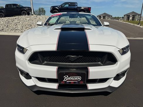 Used 2017 Ford Mustang GT Premium RWD image 3