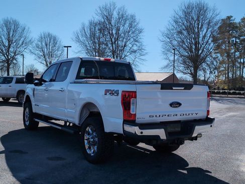 Used 2018 Ford F250 Lariat image 3