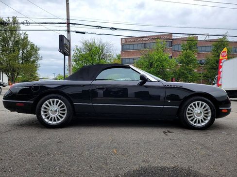 Used 2004 Ford Thunderbird Deluxe image 12