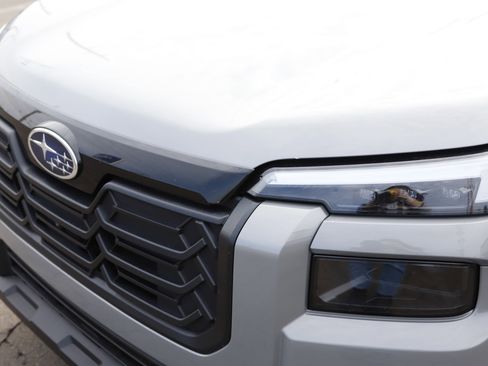 New 2026 Subaru Outback Touring image 11