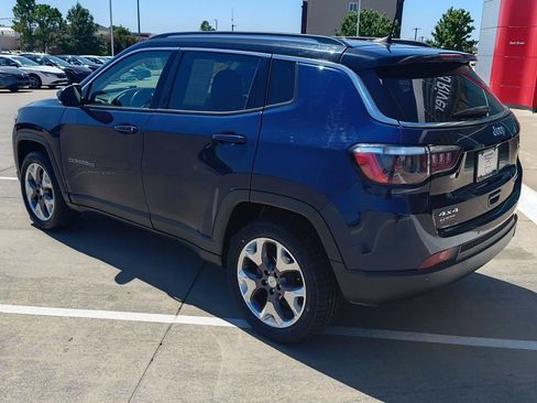 Used 2021 Jeep Compass Limited AWD/4WD image 13