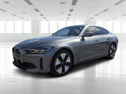 Certified 2023 BMW i4 eDrive35 w/ Premium Package image 8