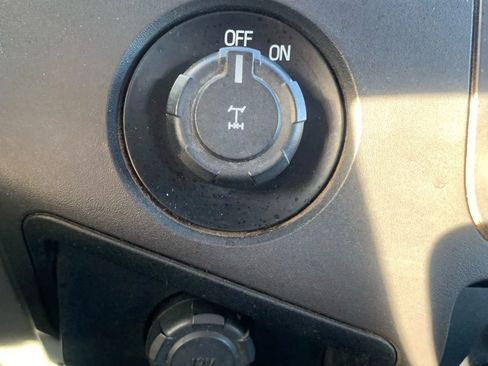 Used 2014 Ford F250 XL w/ Power Equipment Group image 26