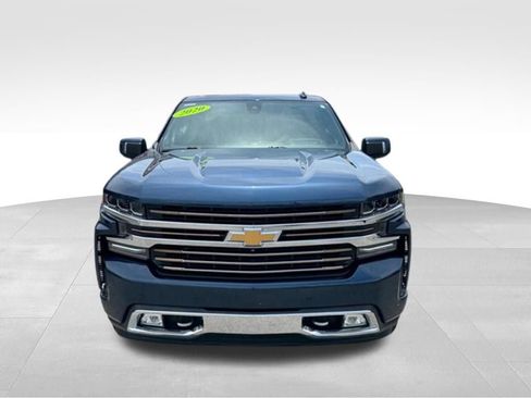 Used 2020 Chevrolet Silverado 1500 High Country w/ Technology Package AWD/4WD image 11