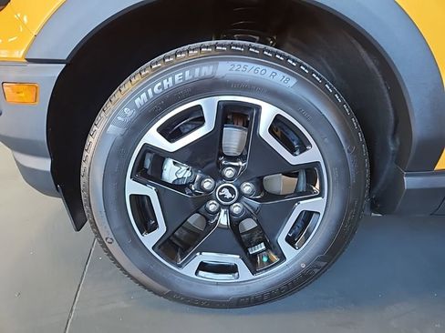 Used 2023 Ford Bronco Sport Outer Banks w/ Tech Package AWD/4WD image 10