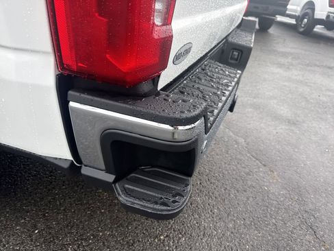 New 2026 Ford F250 Lariat w/ Lariat Ultimate Package AWD/4WD image 9