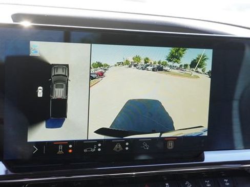 Used 2024 Chevrolet Silverado 1500 ZR2 w/ Technology Package AWD/4WD image 25