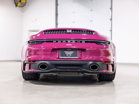 Used 2023 Porsche 911 Carrera w/ Premium Package RWD image 5