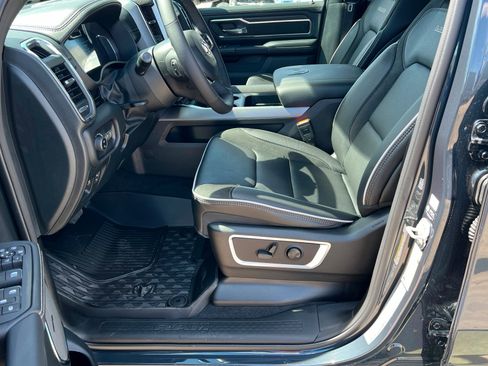 New 2026 RAM 1500 Laramie AWD/4WD image 17