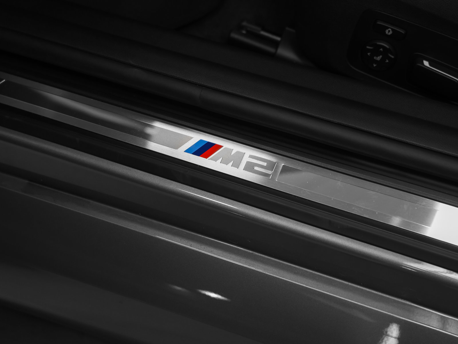 Used 2026 BMW M2 w/ Lighting Package RWD image 34