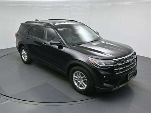 New 2026 Ford Explorer Active w/ Active Comfort Package image 38