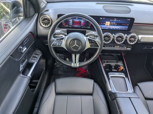 Certified 2024 Mercedes-Benz GLB 250 4MATIC image 16