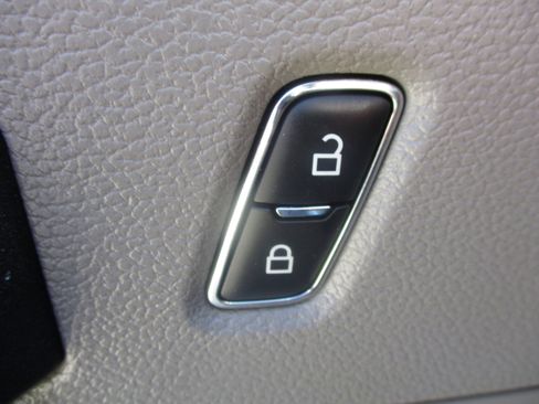 Used 2020 Ford F150 XL w/ Equipment Group 101A Mid AWD/4WD image 29