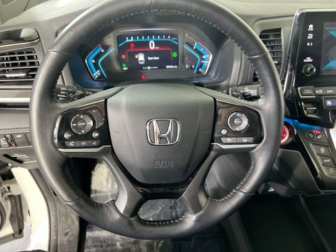 Used 2023 Honda Odyssey Elite image 11