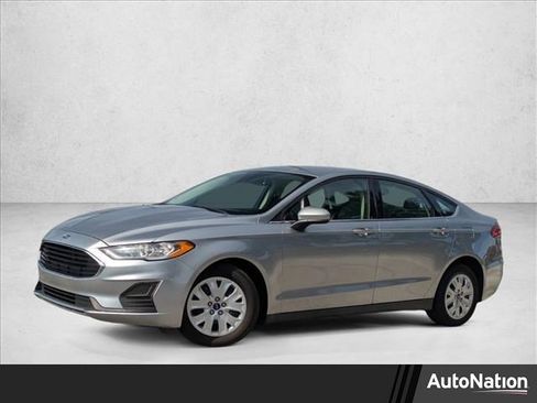 Used 2020 Ford Fusion S image 1