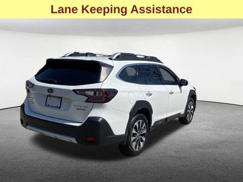 Certified 2023 Subaru Outback Touring AWD/4WD image 8