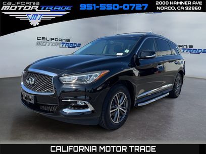Used 2017 INFINITI QX60 FWD w/ Premium Package