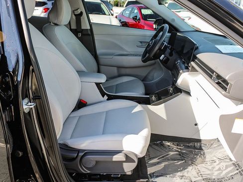 Used 2024 Hyundai Kona SEL image 16