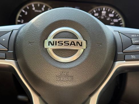 Used 2022 Nissan Sentra S FWD image 18